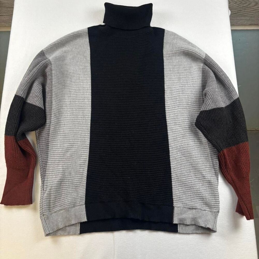 Industry Republic Women’s Grey Colorblock Batwing Sweater | Size XL